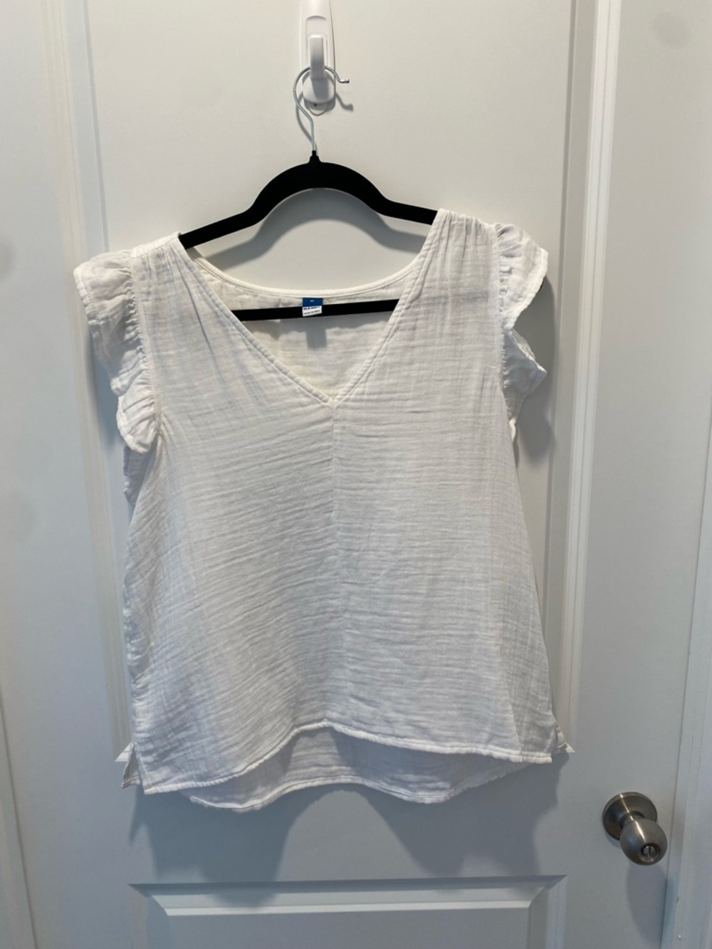 Old Navy White Ruffle Sleeve Blouse Size Medium